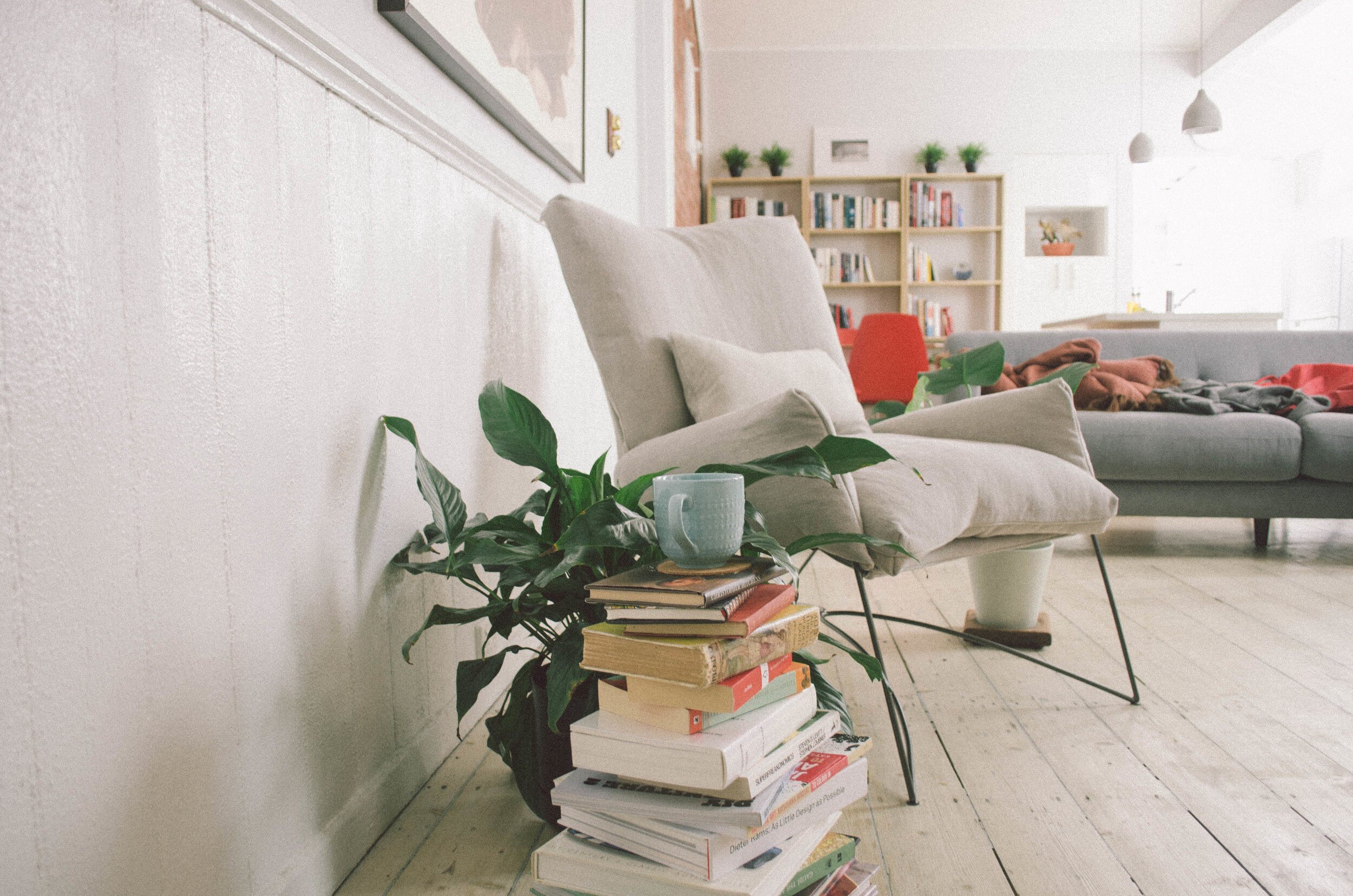 Ebu Chair by Annemarie Sia