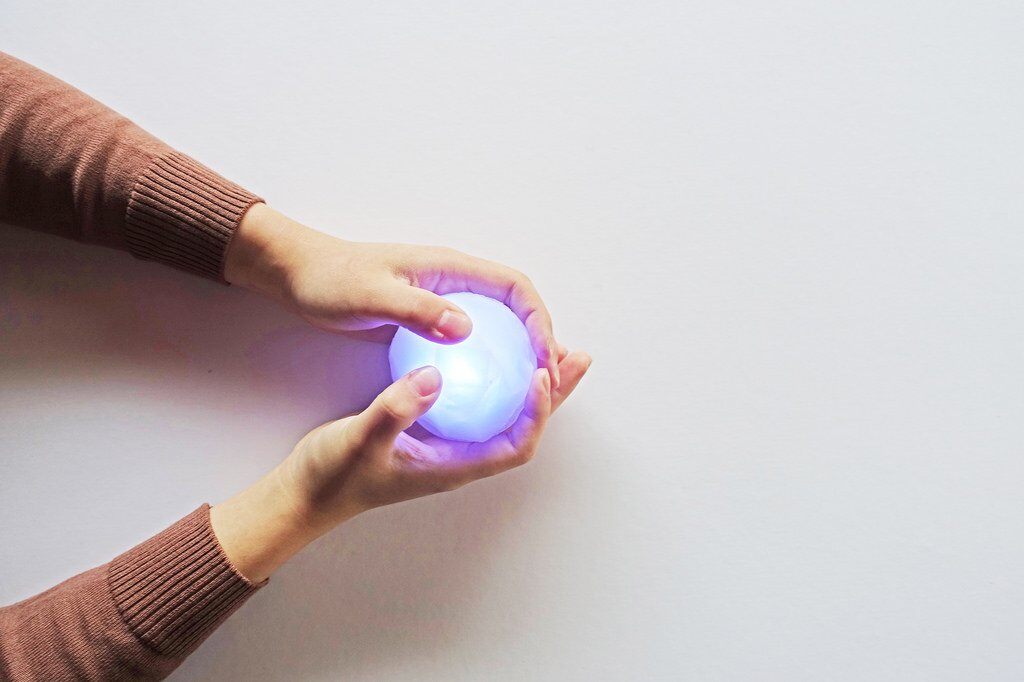 Dot by Hee-Won Ham - An Interactive Mindfulness Meditation Tool